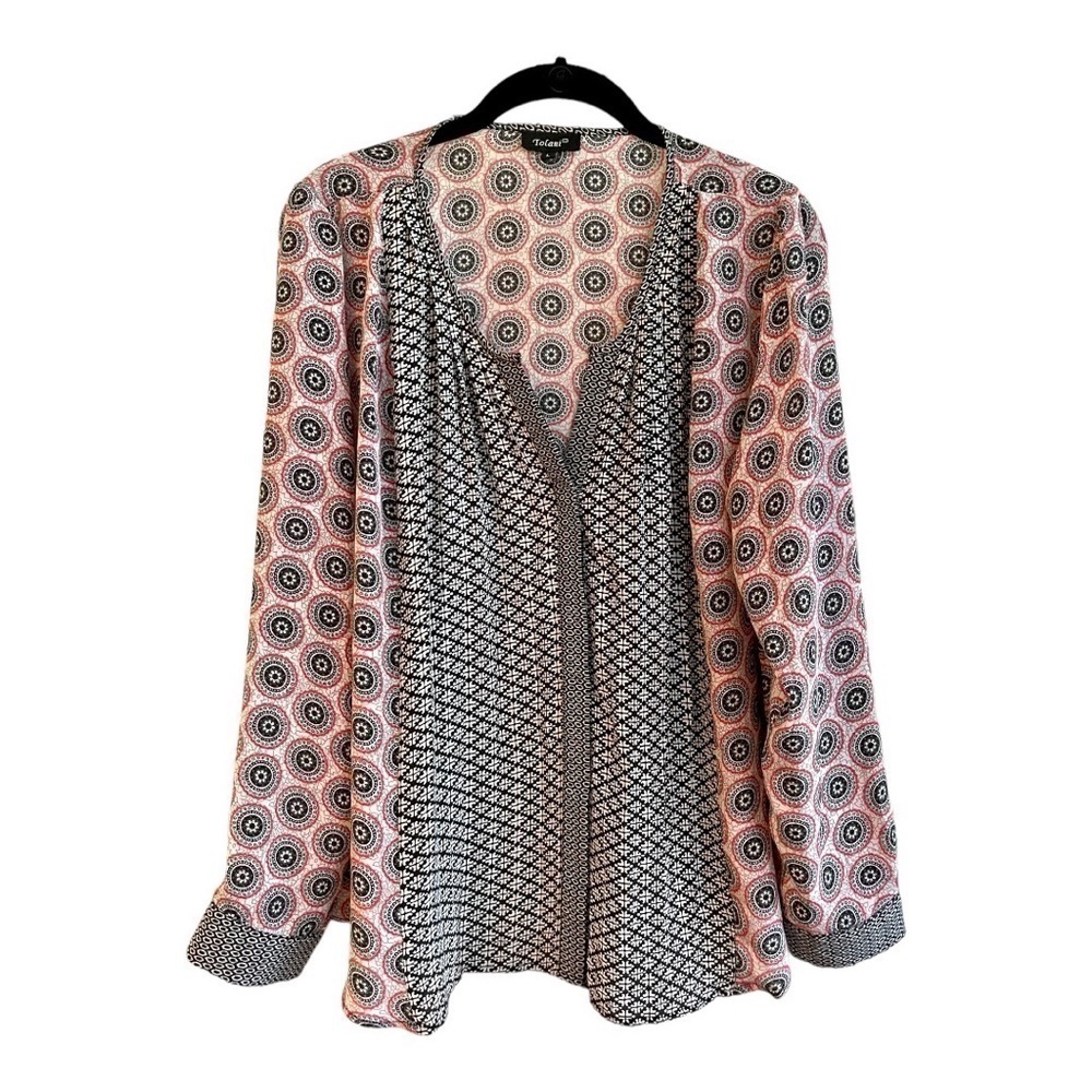 TOLANI, WOMENS 100% SILK BLOUSE. SOFT & LIGHT TO THE TOUCH. SIZE L
